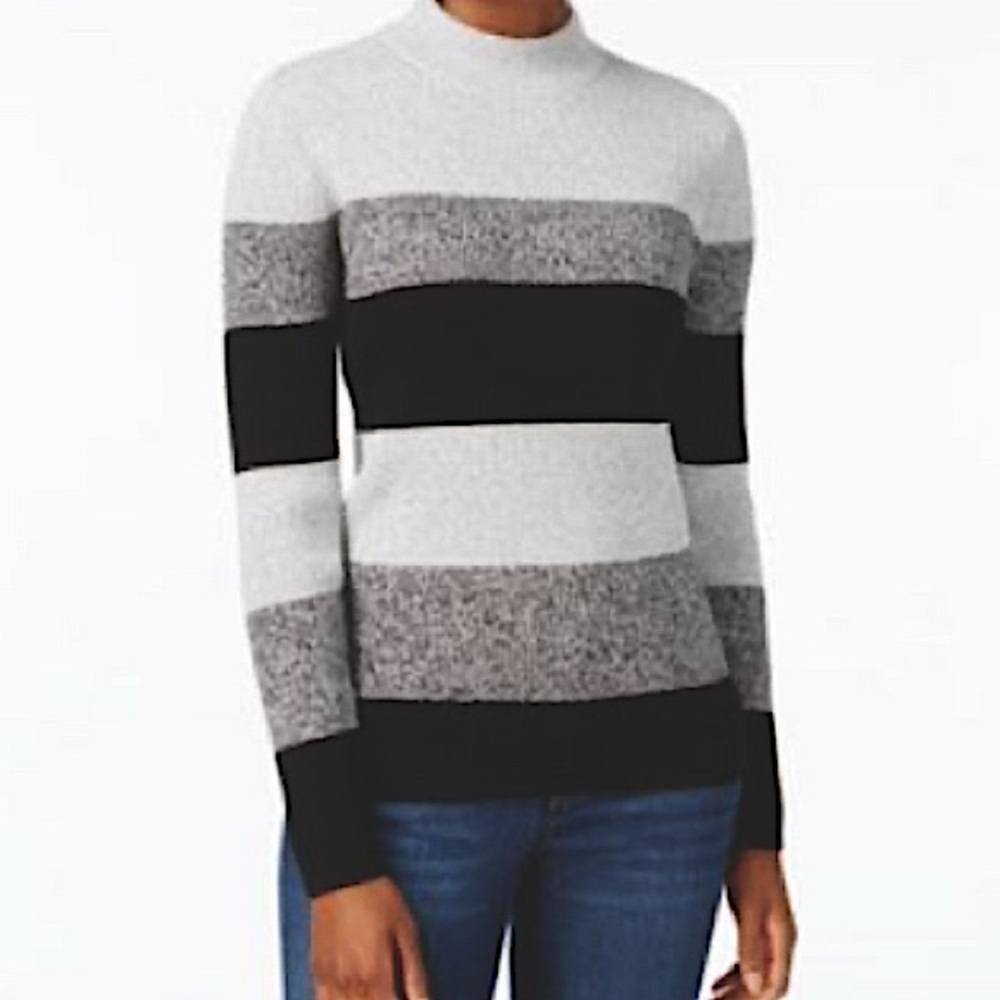 Karen Scott Womans Medium Sweater